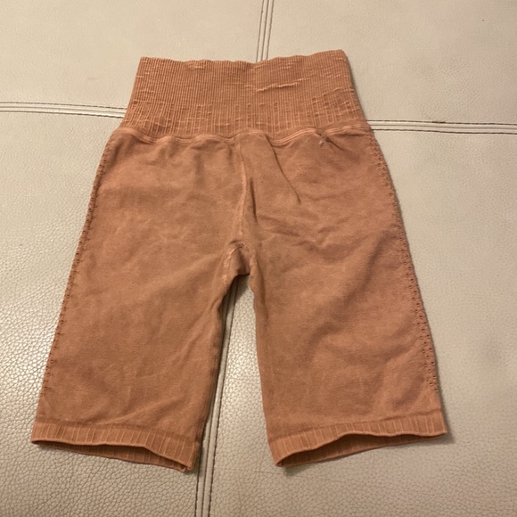 Free people movement biker shorts xs - Picture 2 of 3
